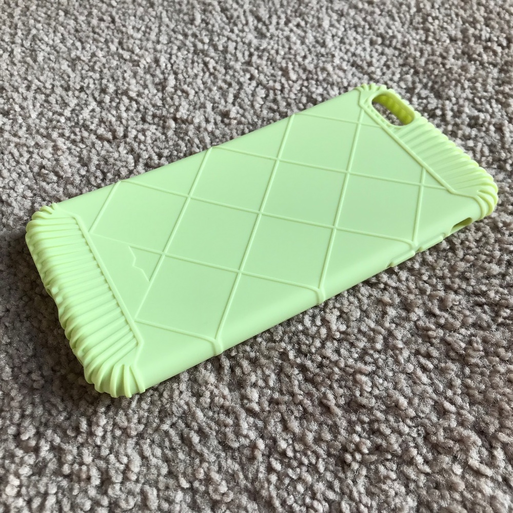 Apple Iphone Green Case Back Cover Silicon Rubber